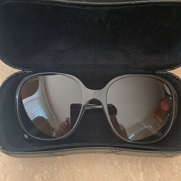 Chanel sunglasses women’s - Picture 7 of 10
